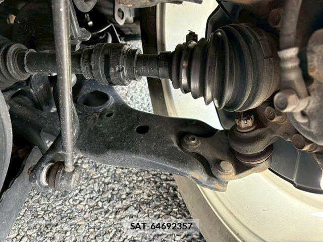 Toyota PRIUS ALPHA 2011-10 5876057-28