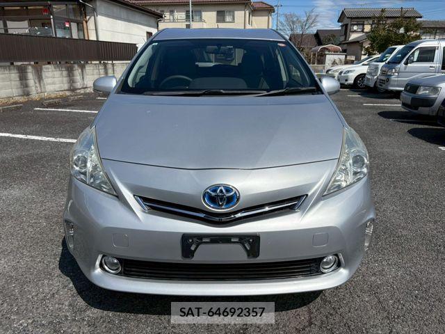 Toyota PRIUS ALPHA 2011-10 5876057-3