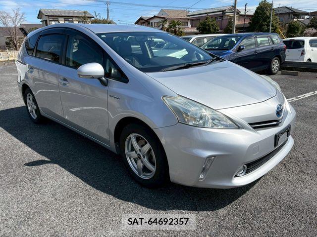 Toyota PRIUS ALPHA 2011-10 5876057-5