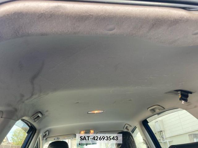 Toyota PRIUS ALPHA 2017-12 5875997-10