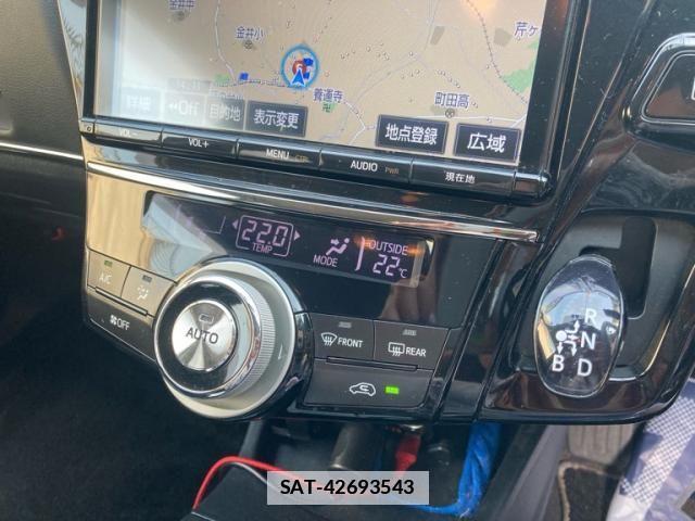 Toyota PRIUS ALPHA 2017-12 5875997-22