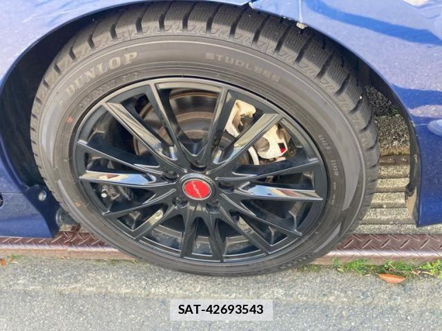 Toyota PRIUS ALPHA 2017-12 5875997-7