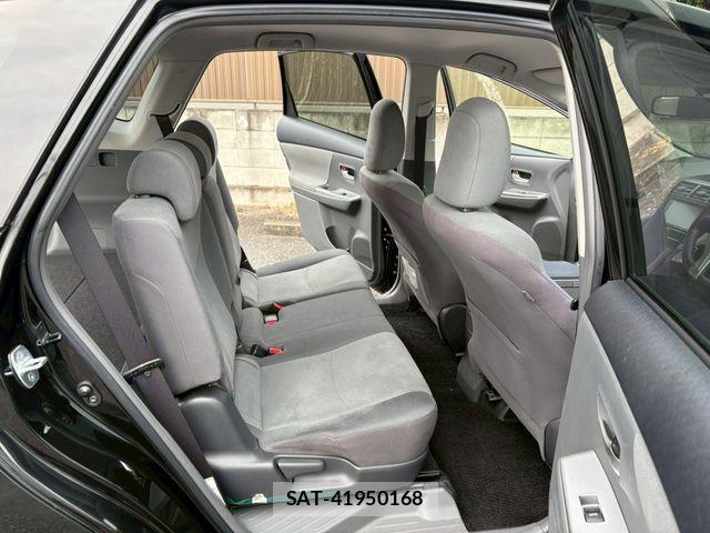 Toyota PRIUS ALPHA 2011-08 5876055-10
