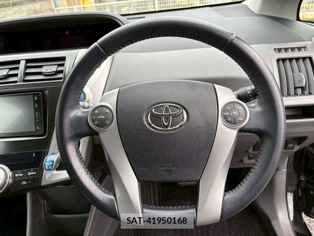 Toyota PRIUS ALPHA 2011-08 5876055-16