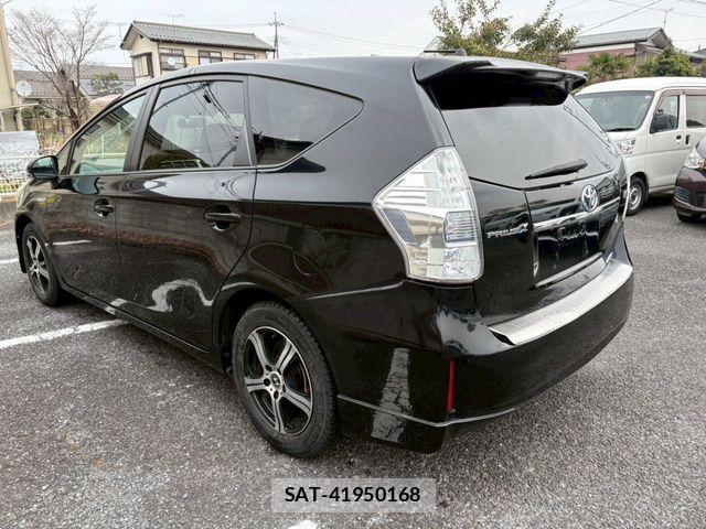 Toyota PRIUS ALPHA 2011-08 5876055-4
