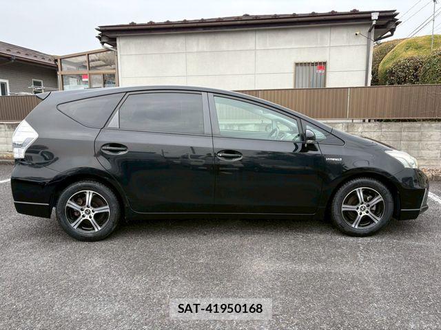 Toyota PRIUS ALPHA 2011-08 5876055-8