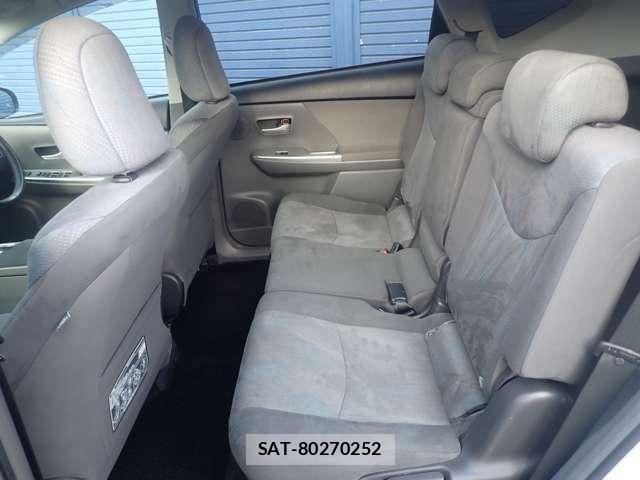 Toyota PRIUS ALPHA 2011-09 6016603-11