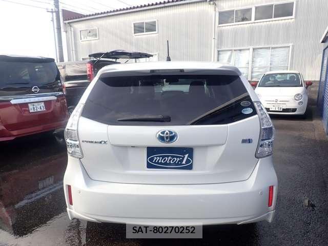 Toyota PRIUS ALPHA 2011-09 6016603-6