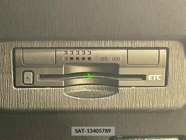Toyota PRIUS ALPHA 2016-05 6016595-6