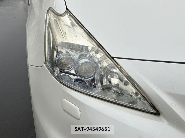 Toyota PRIUS ALPHA 2013-03 6016626-12
