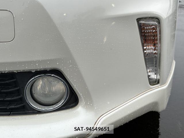 Toyota PRIUS ALPHA 2013-03 6016626-14