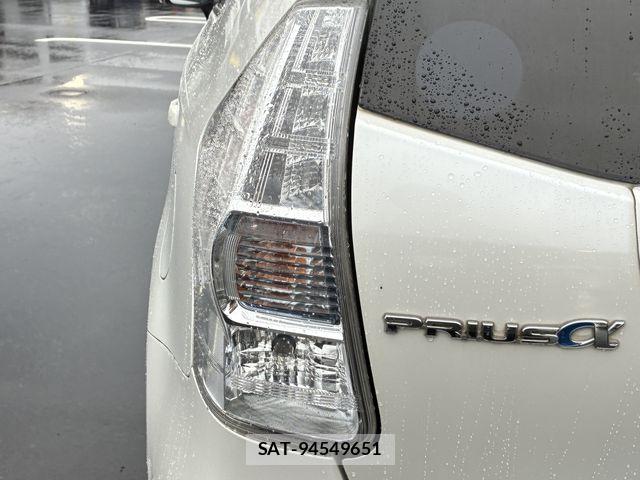Toyota PRIUS ALPHA 2013-03 6016626-17