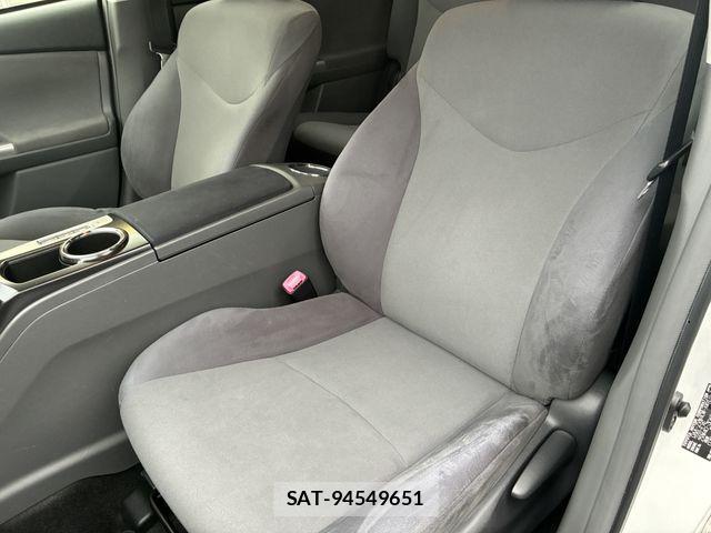 Toyota PRIUS ALPHA 2013-03 6016626-21