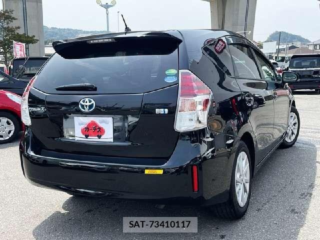 Toyota PRIUS ALPHA 2018-11 6016597-2