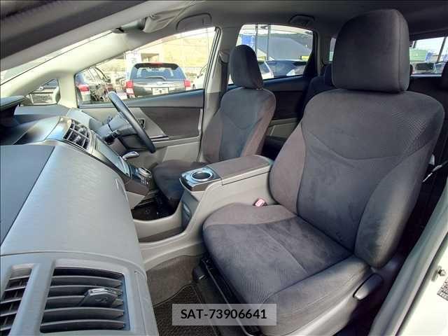Toyota PRIUS ALPHA 2014-11 6246817-17