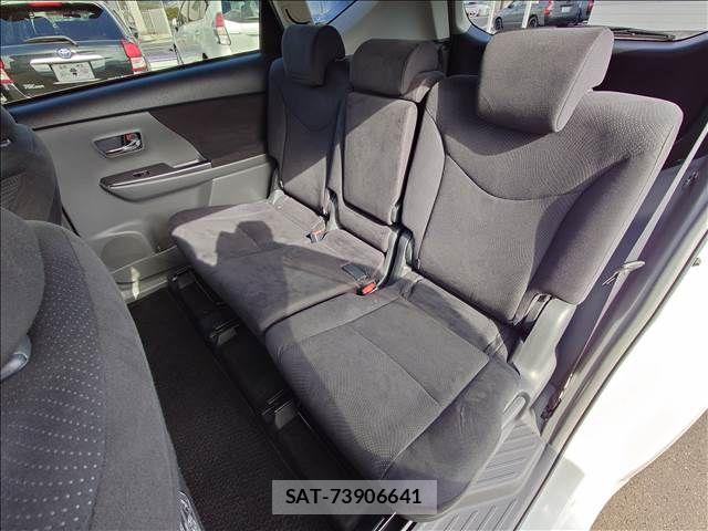 Toyota PRIUS ALPHA 2014-11 6246817-7