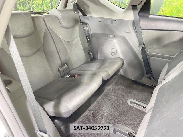 Toyota PRIUS ALPHA 2012-01 6246833-10