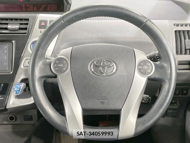 Toyota PRIUS ALPHA 2012-01 6246833-12