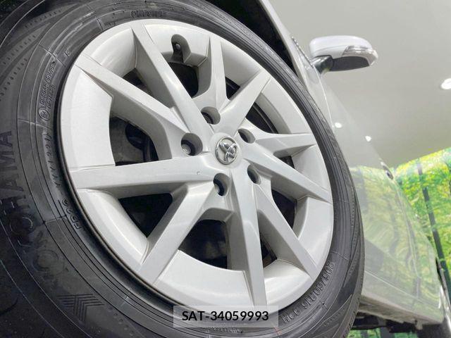 Toyota PRIUS ALPHA 2012-01 6246833-13