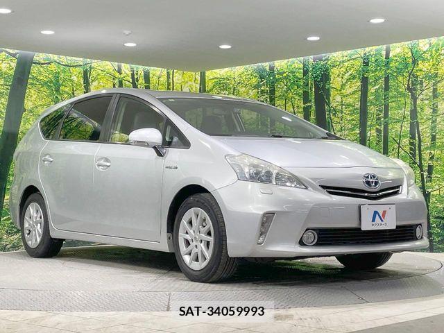 Toyota PRIUS ALPHA 2012-01 6246833-17