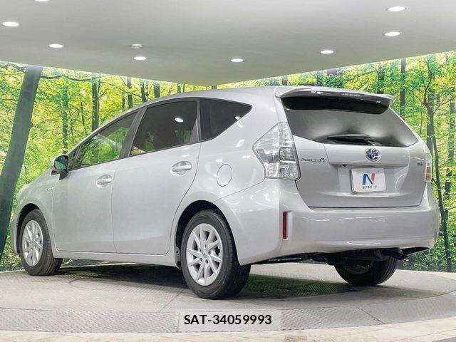 Toyota PRIUS ALPHA 2012-01 6246833-18