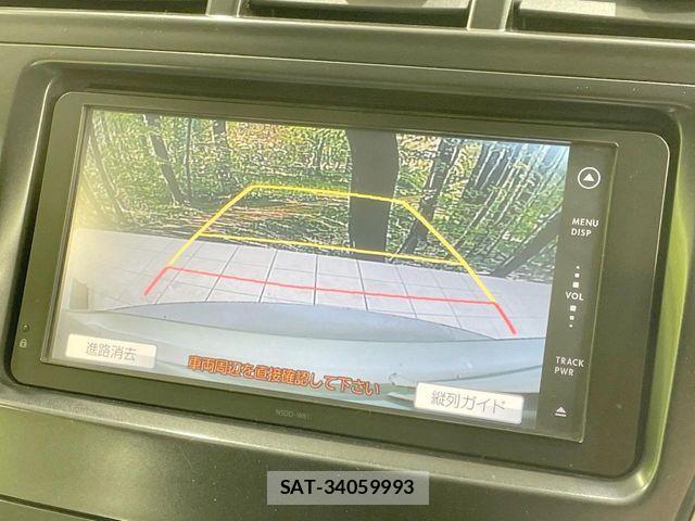 Toyota PRIUS ALPHA 2012-01 6246833-4