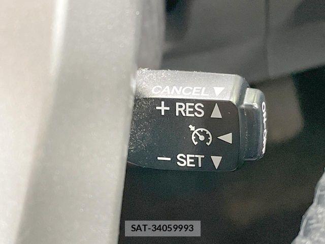 Toyota PRIUS ALPHA 2012-01 6246833-5
