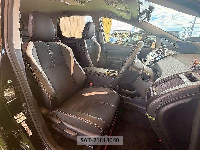 Toyota PRIUS ALPHA 2016-03 6277150-9