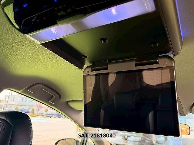 Toyota PRIUS ALPHA 2016-03 6277150-4