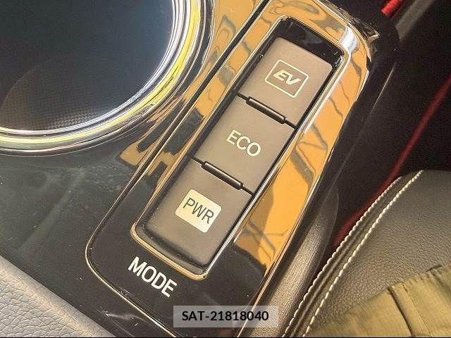 Toyota PRIUS ALPHA 2016-03 6277150-6