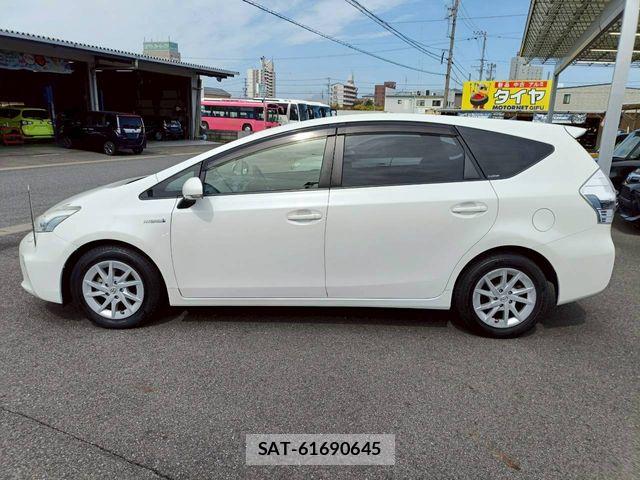 Toyota PRIUS ALPHA 2012-09 6277159-19