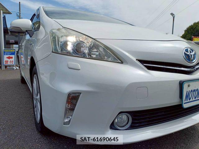 Toyota PRIUS ALPHA 2012-09 6277159-21