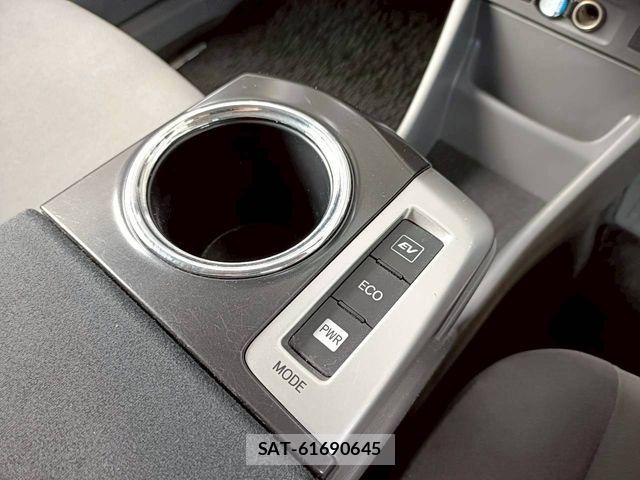 Toyota PRIUS ALPHA 2012-09 6277159-27