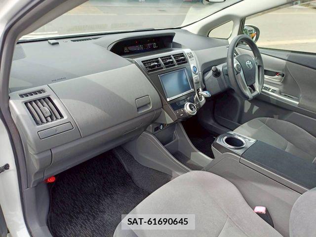 Toyota PRIUS ALPHA 2012-09 6277159-2