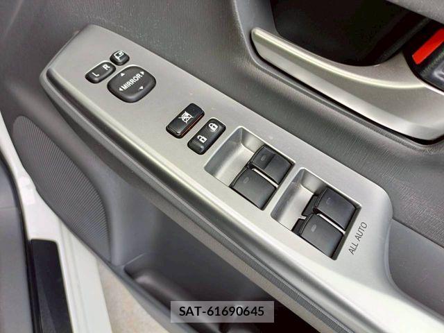 Toyota PRIUS ALPHA 2012-09 6277159-29