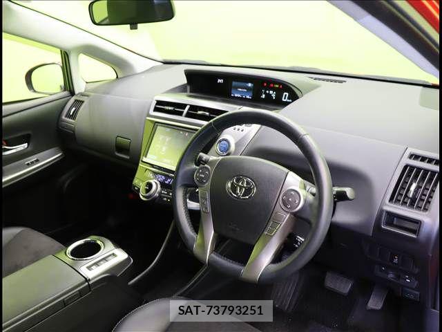Toyota PRIUS ALPHA 2015-10 6272621-14