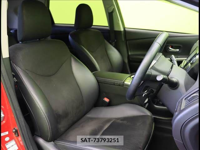 Toyota PRIUS ALPHA 2015-10 6272621-16
