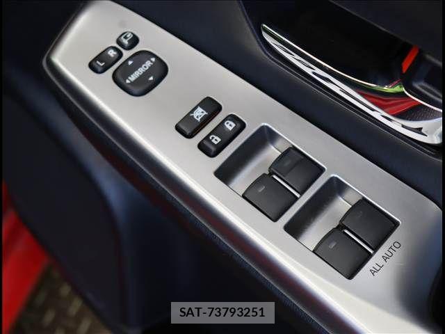 Toyota PRIUS ALPHA 2015-10 6272621-17
