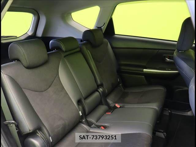 Toyota PRIUS ALPHA 2015-10 6272621-22