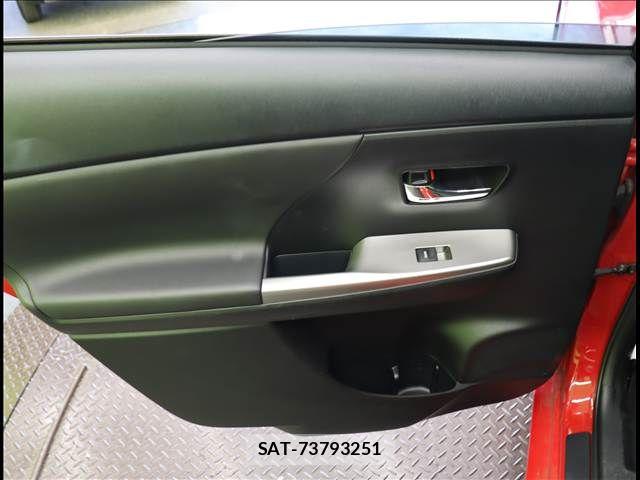 Toyota PRIUS ALPHA 2015-10 6272621-25