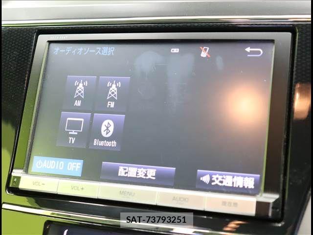 Toyota PRIUS ALPHA 2015-10 6272621-4