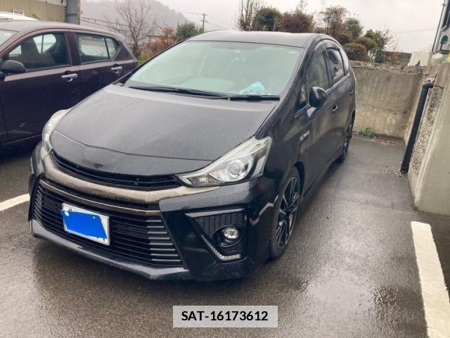 Toyota PRIUS ALPHA 2017-08 6305966-1