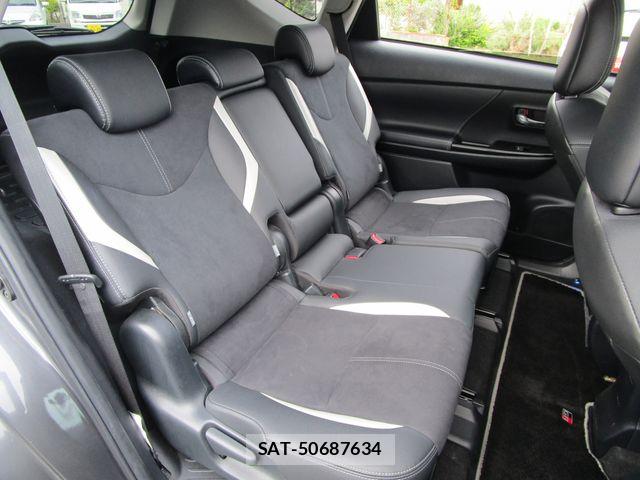 Toyota PRIUS ALPHA 2017-12 6614299-9