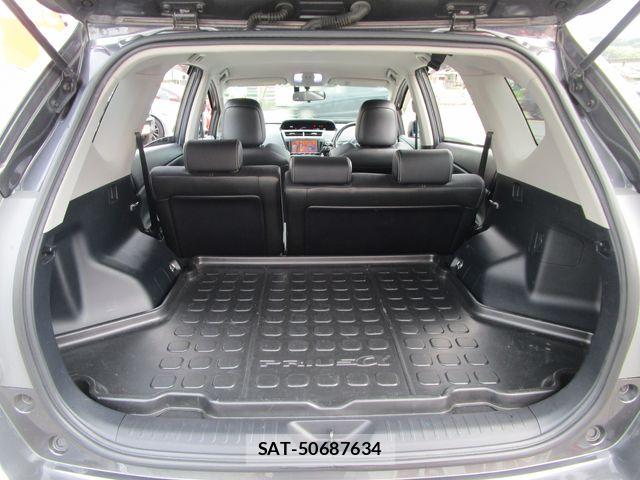 Toyota PRIUS ALPHA 2017-12 6614299-10
