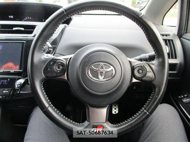 Toyota PRIUS ALPHA 2017-12 6614299-13