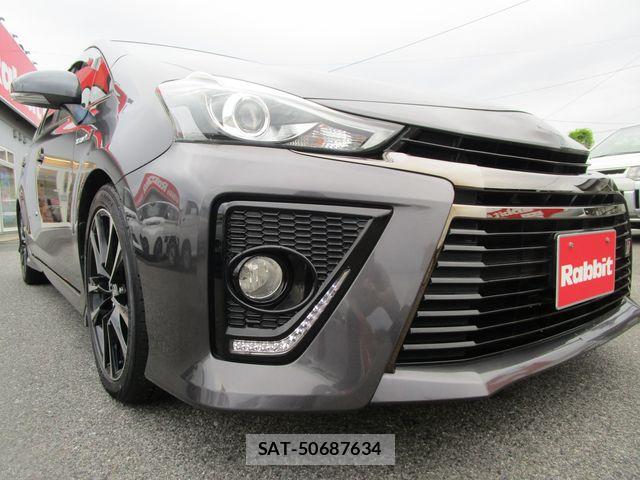 Toyota PRIUS ALPHA 2017-12 6614299-24