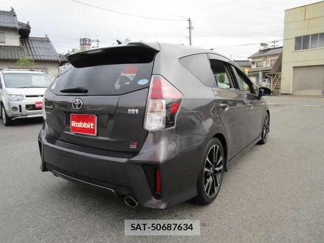 Toyota PRIUS ALPHA 2017-12 6614299-3