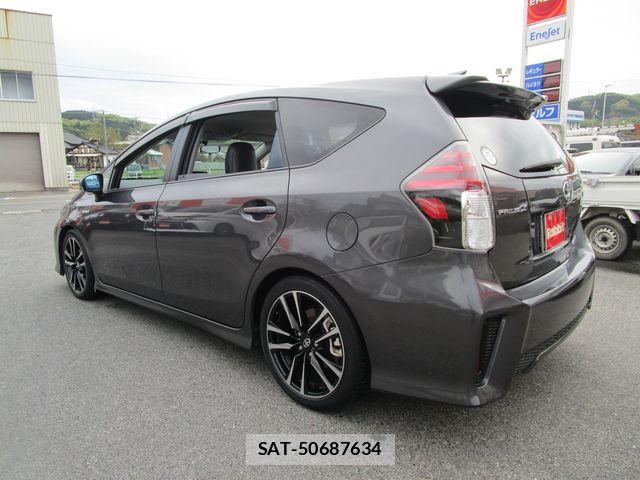 Toyota PRIUS ALPHA 2017-12 6614299-5