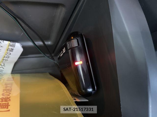Toyota PRIUS ALPHA 2013-01 6614304-11
