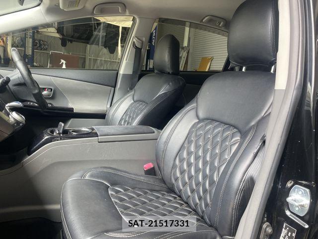 Toyota PRIUS ALPHA 2013-01 6614304-1